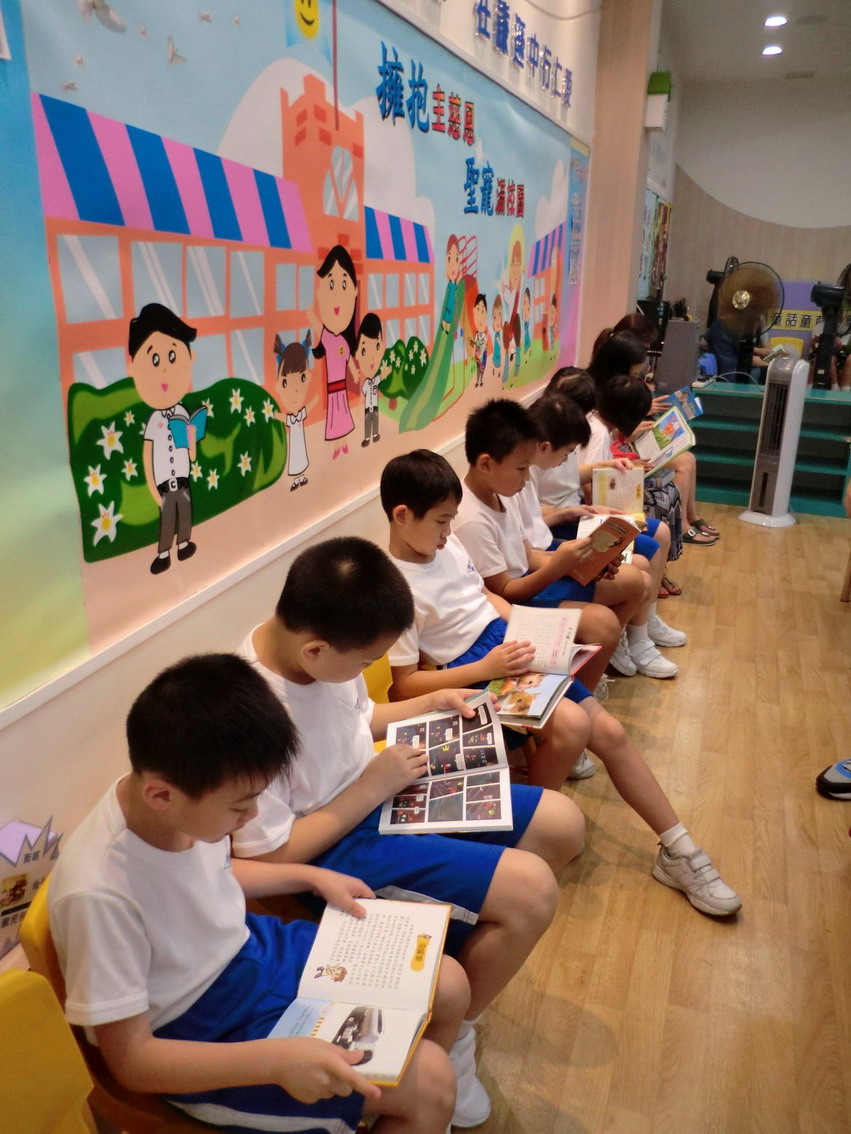 「閱讀樂繽紛」校園書展日