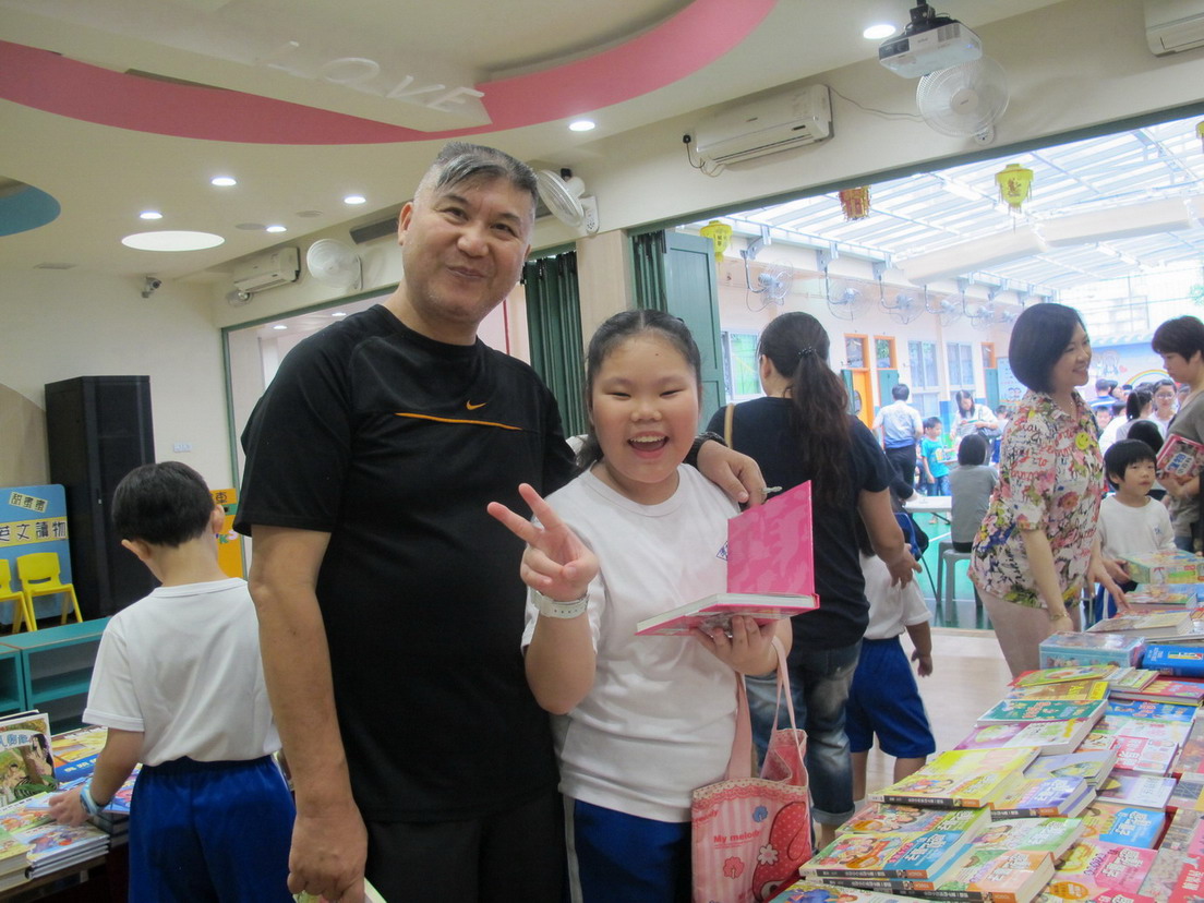 「閱讀樂繽紛」校園書展日