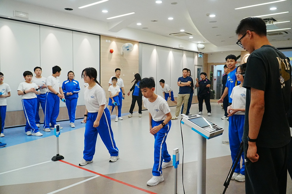 1744786055211328.jpg 1744786055211328.jpg