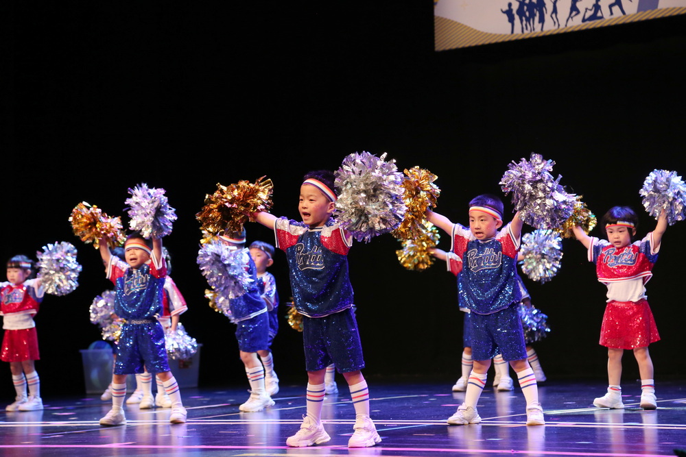 2024-2025學年學生展現才華,匯演分享成果