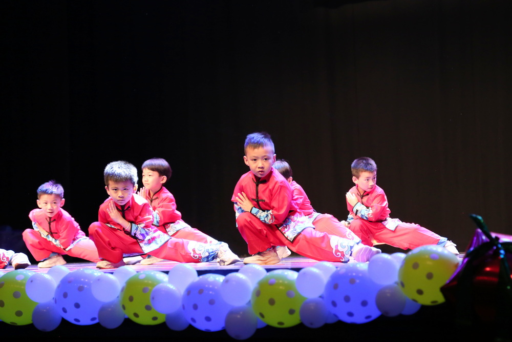 2024-2025學年學生展現才華,匯演分享成果