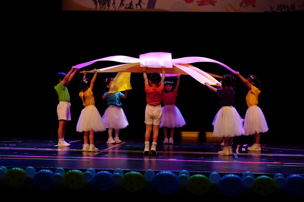 2024-2025學年學生展現才華,匯演分享成果